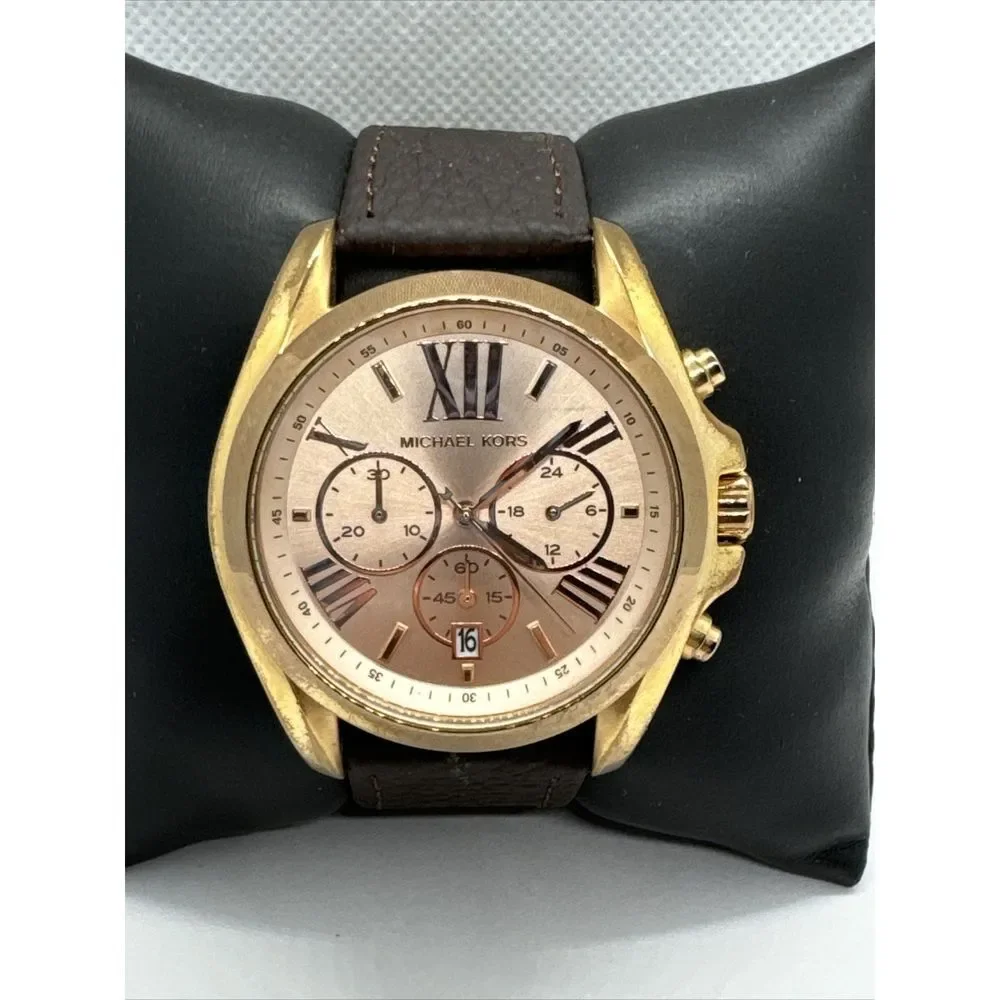 Michael Kors MK5503 Womens Brown Leather Analog Dial Quartz Genuine Watch JNA779